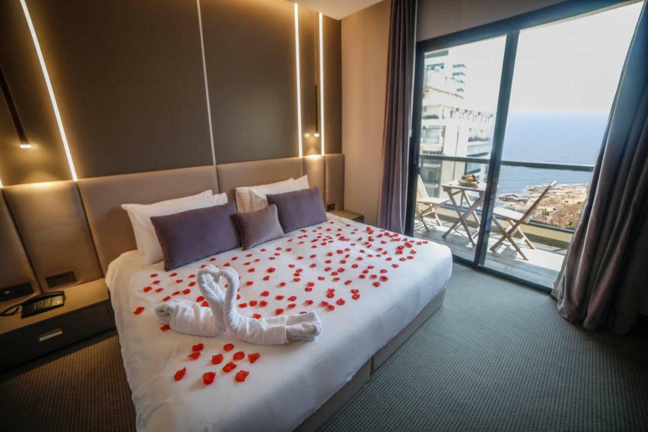 Rawsheh 51 Hotel Beirute Exterior foto